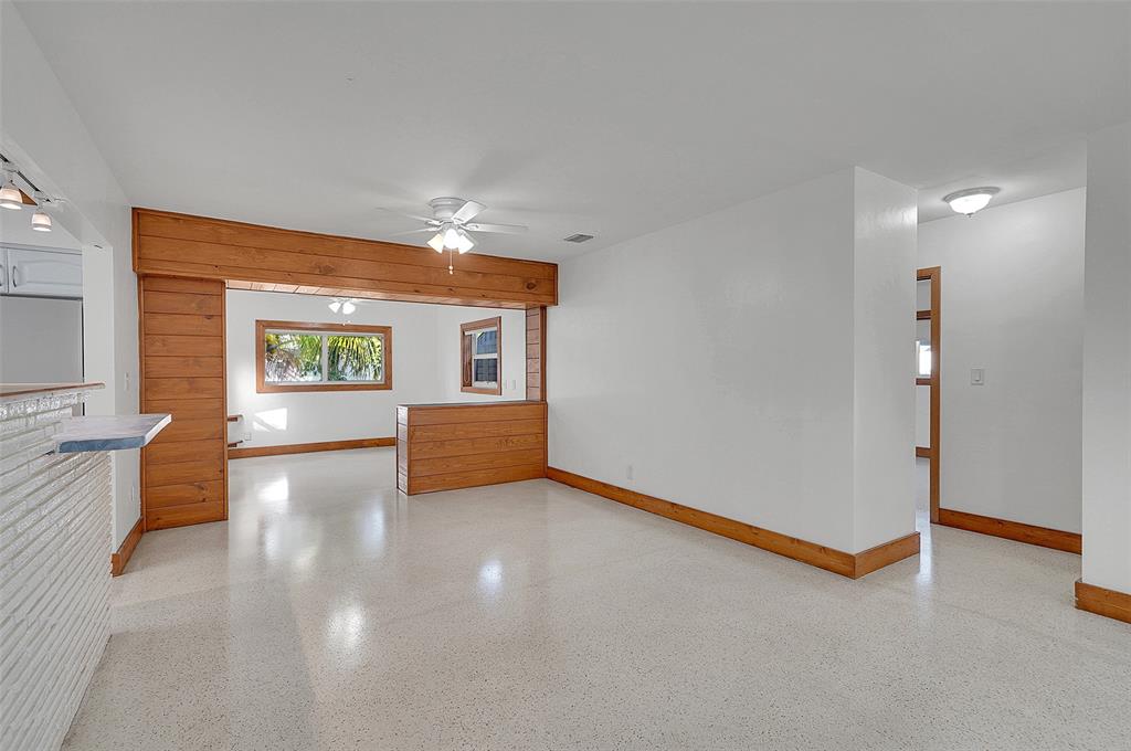 29 Southeast 8th Street Dania Beach, FL 33004 - Photo 10 of 42 a view of an empty room with a window