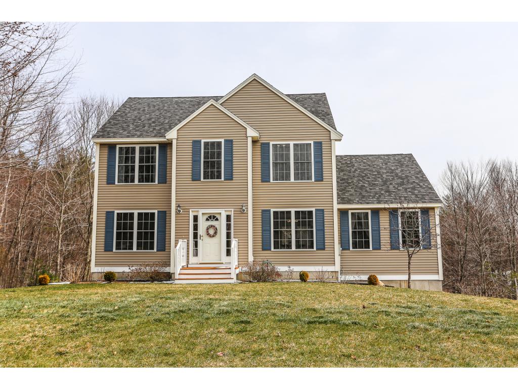 68 Ridgetop Lane Henniker, NH 03242 - Photo 1 of 34 Gallery Image 1
