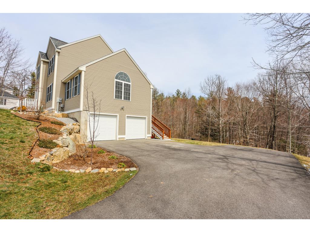 68 Ridgetop Lane Henniker, NH 03242 - Photo 2 of 34 Gallery Image 2