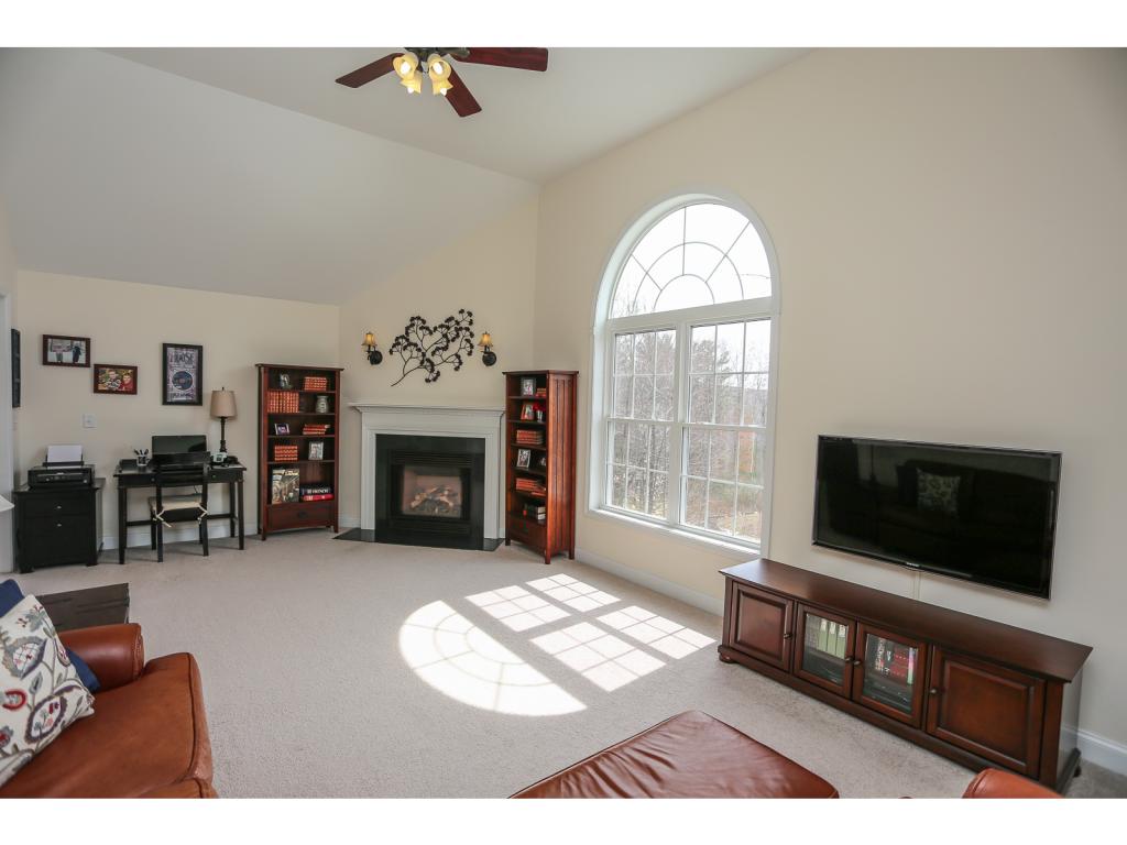 68 Ridgetop Lane Henniker, NH 03242 - Photo 12 of 34 Gallery Image 12