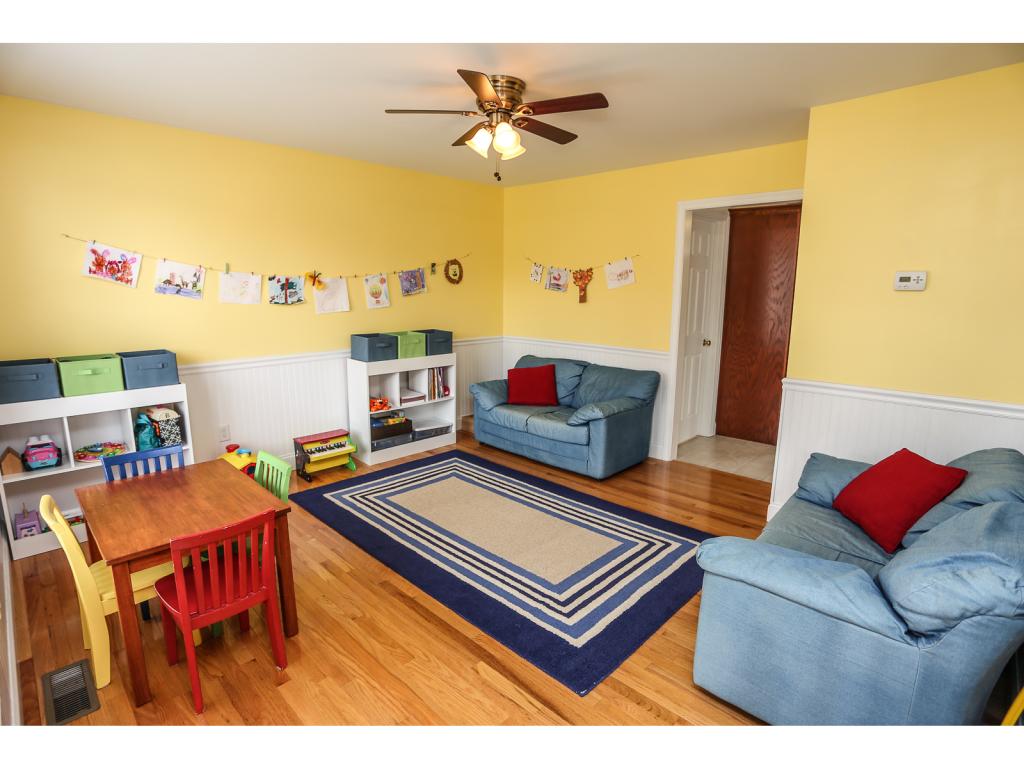 68 Ridgetop Lane Henniker, NH 03242 - Photo 17 of 34 Gallery Image 17