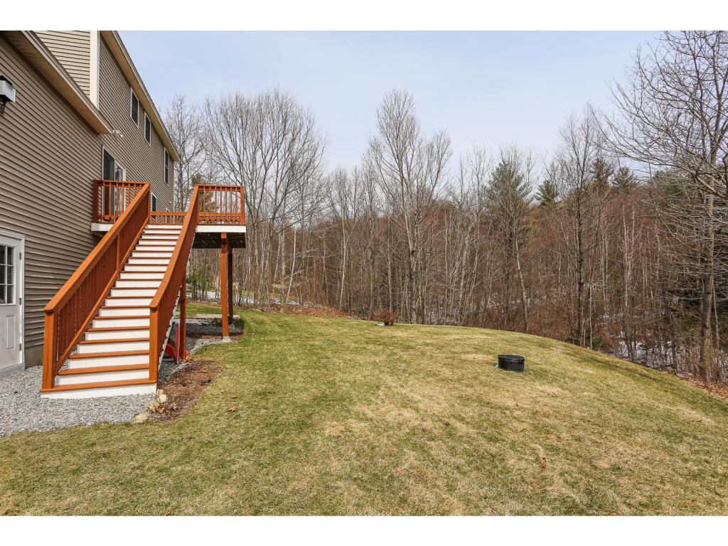 68 Ridgetop Lane Henniker, NH 03242 - Photo 4 of 34 Gallery Image 4