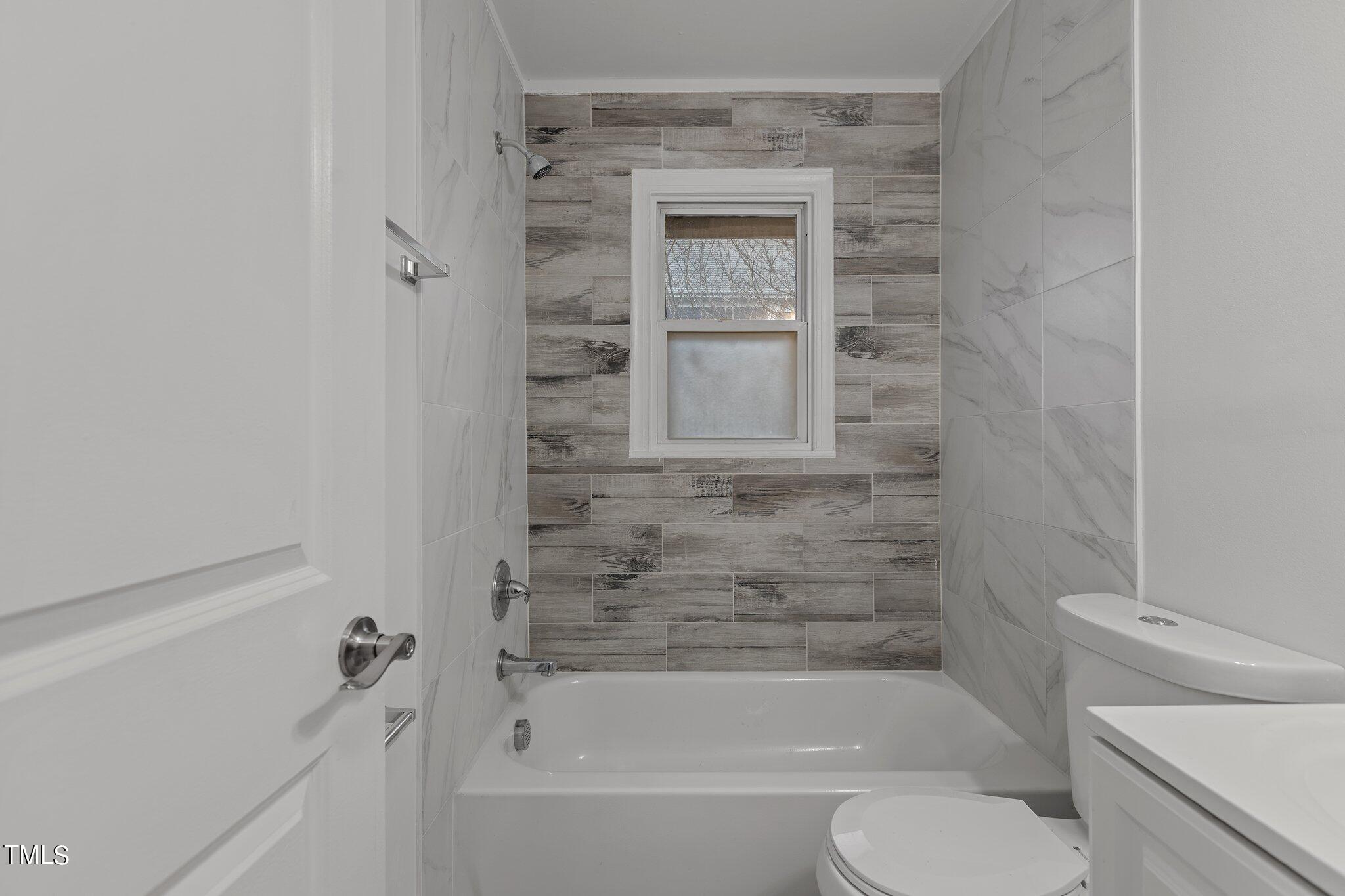 1601 Pender Street Raleigh, NC 27610 - Photo 12 of 46 Unit A full bath