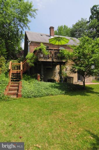 3125 Jennings Road Kensington, MD 20895 - Photo 22 of 25 Deck with Stairs
