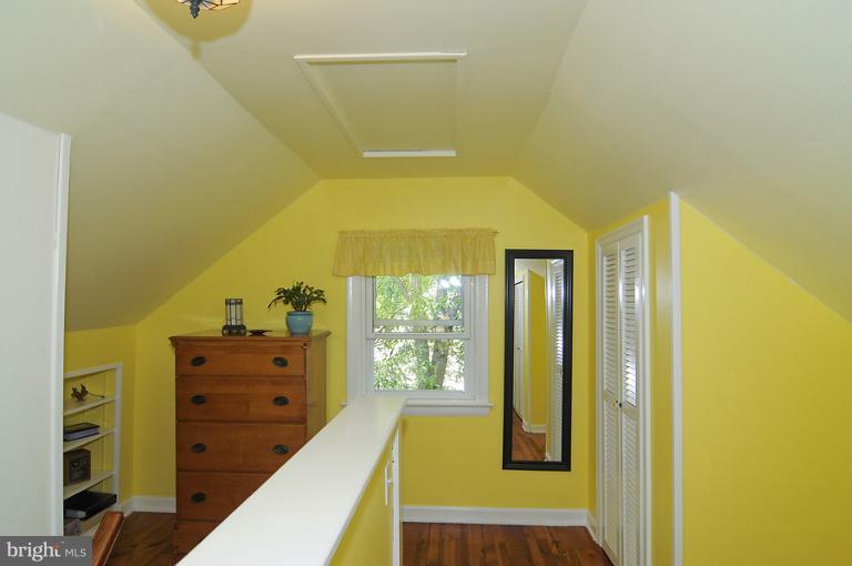 3125 Jennings Road Kensington, MD 20895 - Photo 10 of 25 Master Bedroom Dressing Area