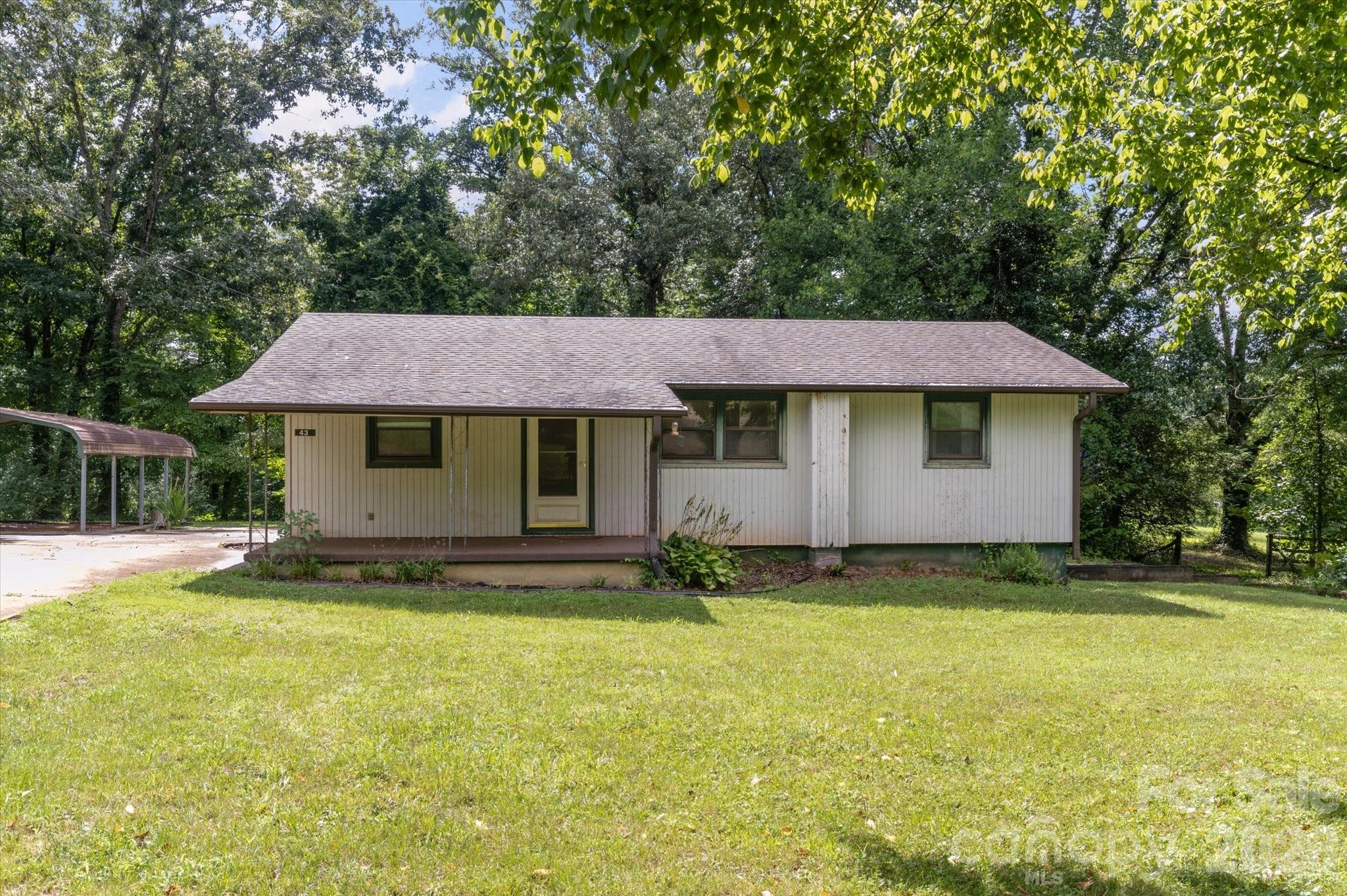 43 Open Valley Road Marion, NC 28752 - Photo 1 of 37