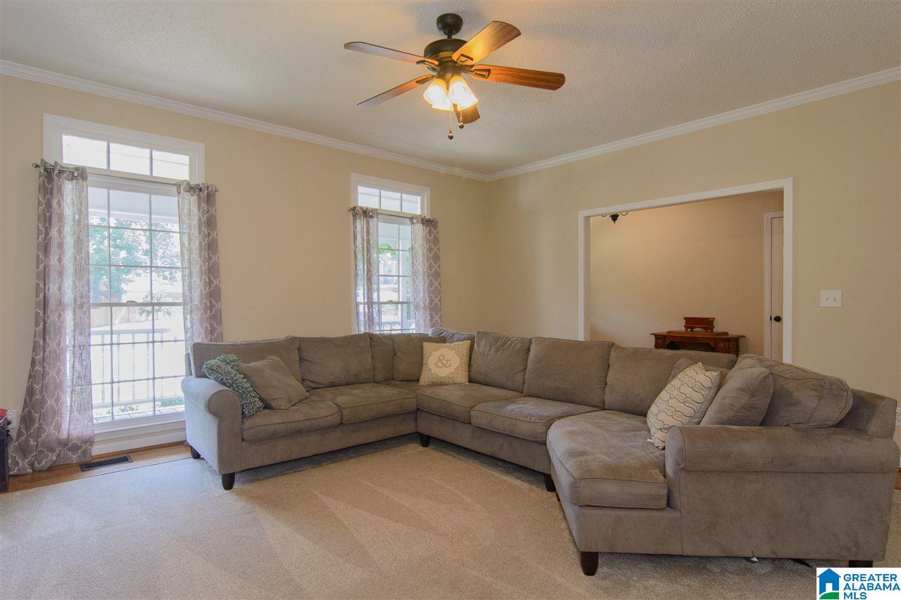 209 Grand Club Circle Alabaster, AL 35114 - Photo 9 of 37
