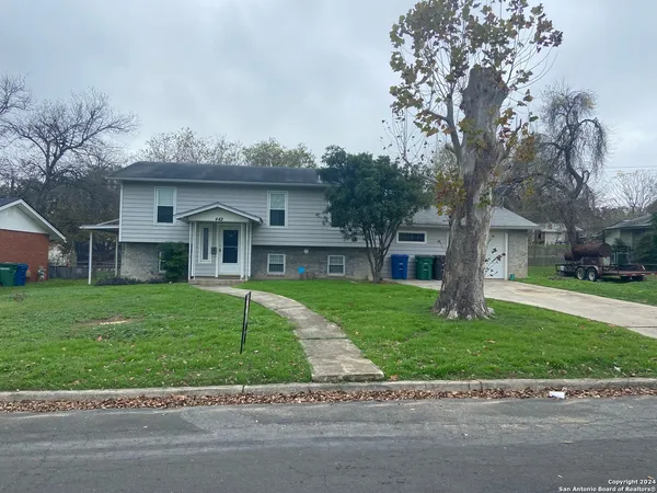 $1,600 | 442 Harcourt Avenue, San Antonio, TX 78223