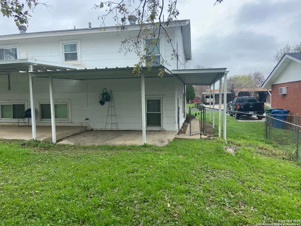 $1,600 | 442 Harcourt Avenue, San Antonio, TX 78223