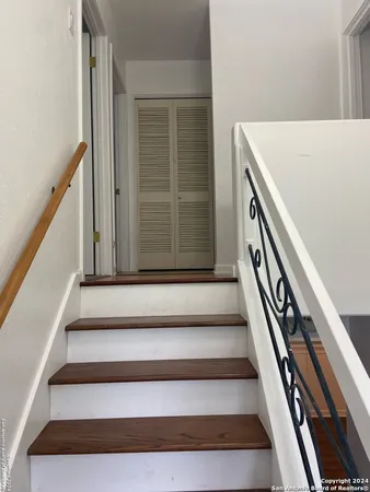 $1,600 | 442 Harcourt Avenue, San Antonio, TX 78223