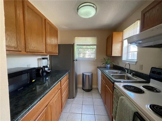 $1,075 | 6629 Fleur De Lis Drive, Unit 3, New Orleans, LA 70124