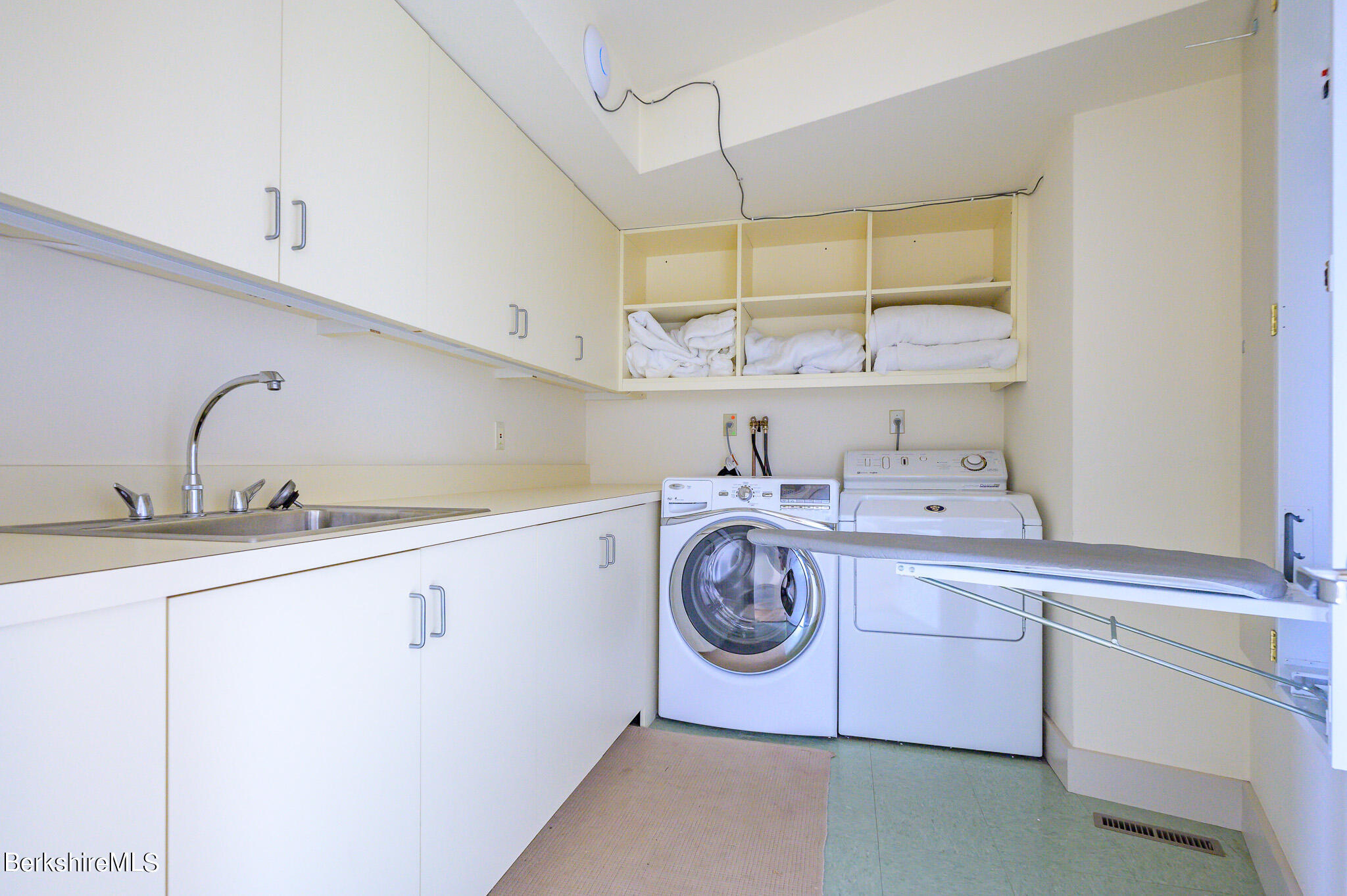 95 Hupi Road Monterey, MA 01245 - Photo 50 of 63 Screen - 95 Hupi Rd Monterey MA 01245-27