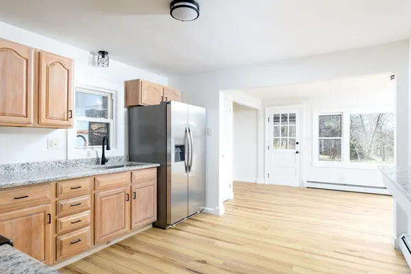 $515,500 | 40 Warren Road, Brimfield, MA 01010