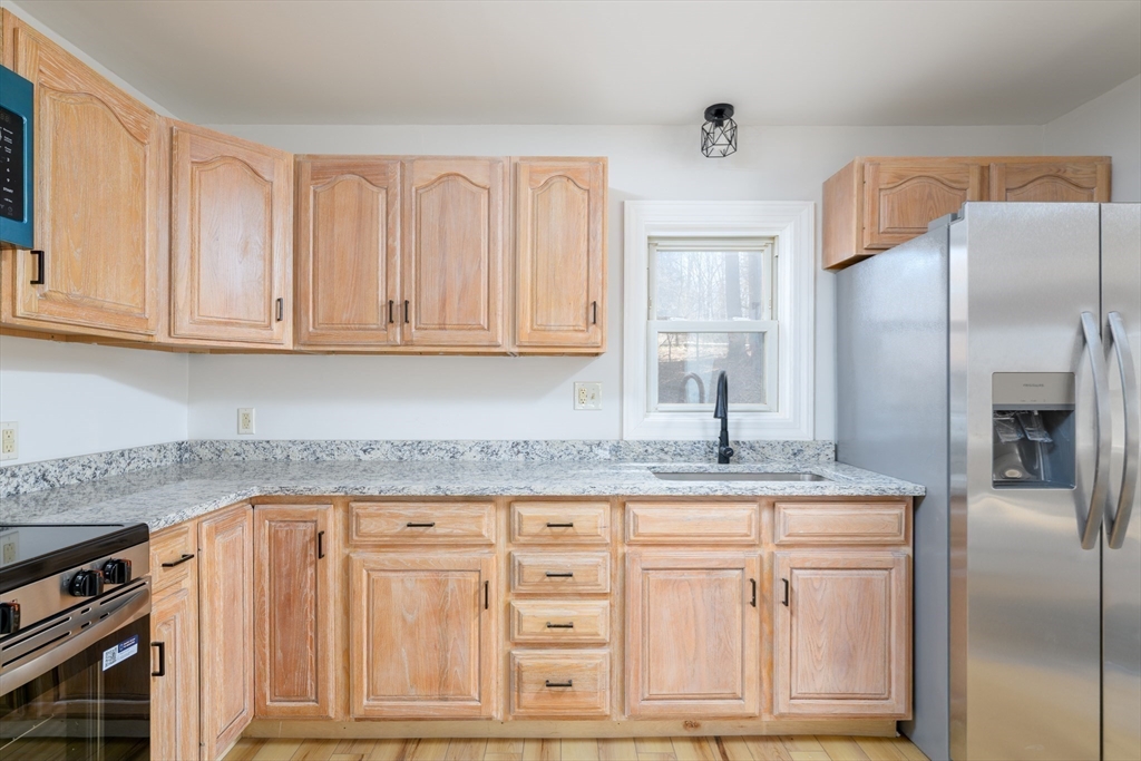 40 Warren Road Brimfield, MA 01010 - Photo 13 of 22