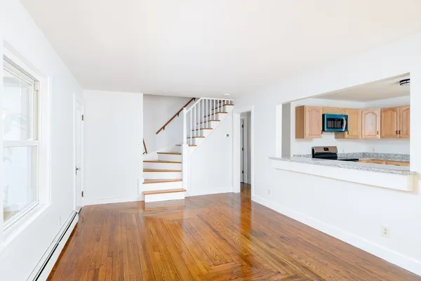 $515,500 | 40 Warren Road, Brimfield, MA 01010