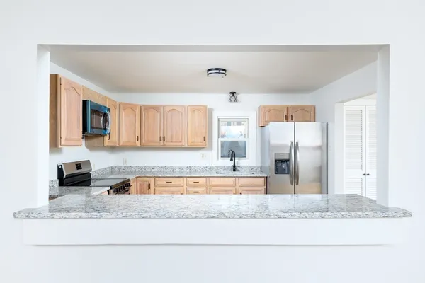 $515,500 | 40 Warren Road, Brimfield, MA 01010