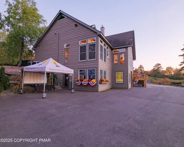 $260,000 | 844 Crest Pines Lane, Pocono Pines, PA 18350