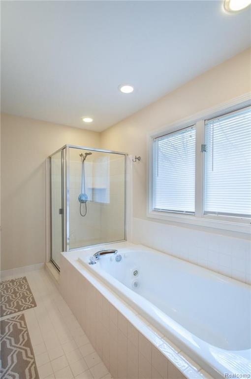 1934 South Shore Drive Rochester Hills, MI 48307 - Photo 22 of 42