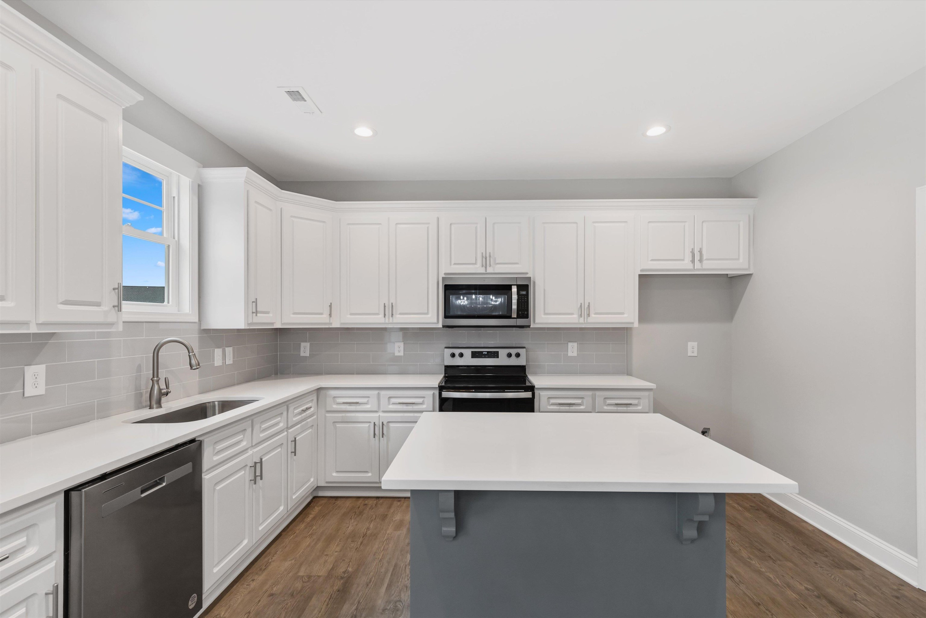 3917 Alpha Court Bailey, NC 27807 - Photo 5 of 39 Photo 4