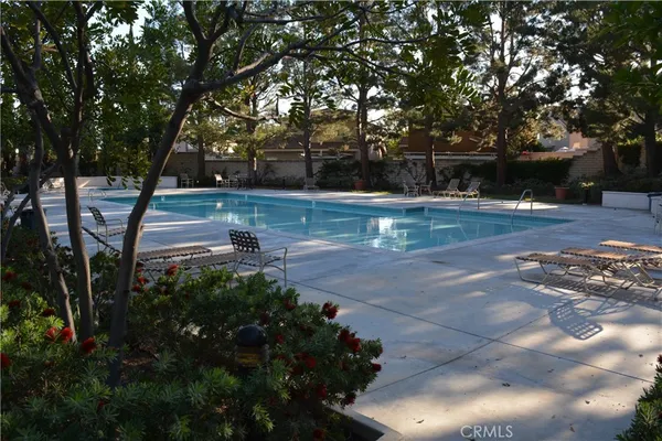 $721,900 | 119 Draft Way, Placentia, CA 92870
