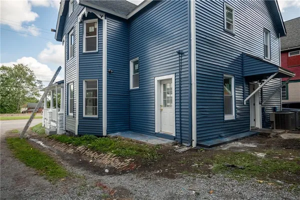 $139,900 | 780 South Irvine Avenue, Sharon, PA 16146