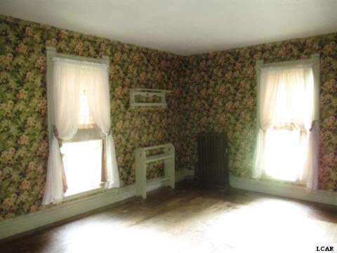 3201 East Carleton Road Adrian, MI 49221 - Photo 10 of 18 20390099-9.JPG