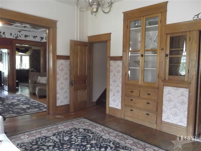 10209 Hoffman Road Fort Wayne, IN 46816 - Photo 5 of 26