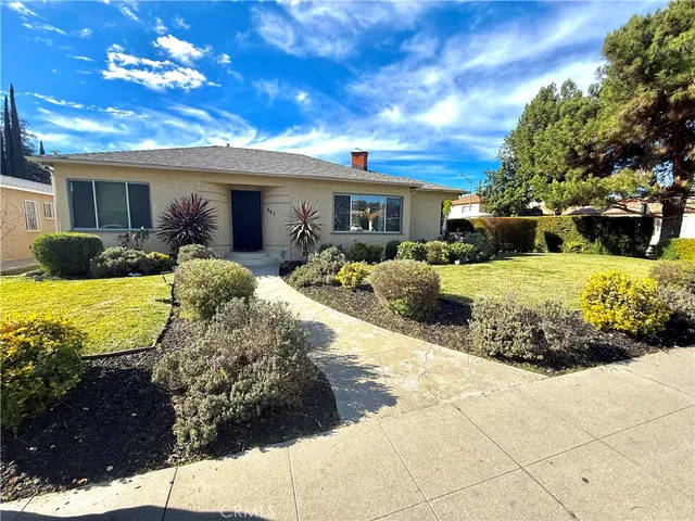 $999,000 | 807 South Verdugo Road, Glendale, CA 91205