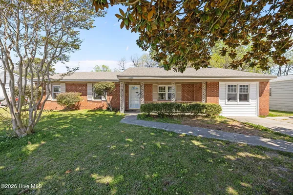 $250,000 | 17 Walnut Drive, Jacksonville, NC 28546