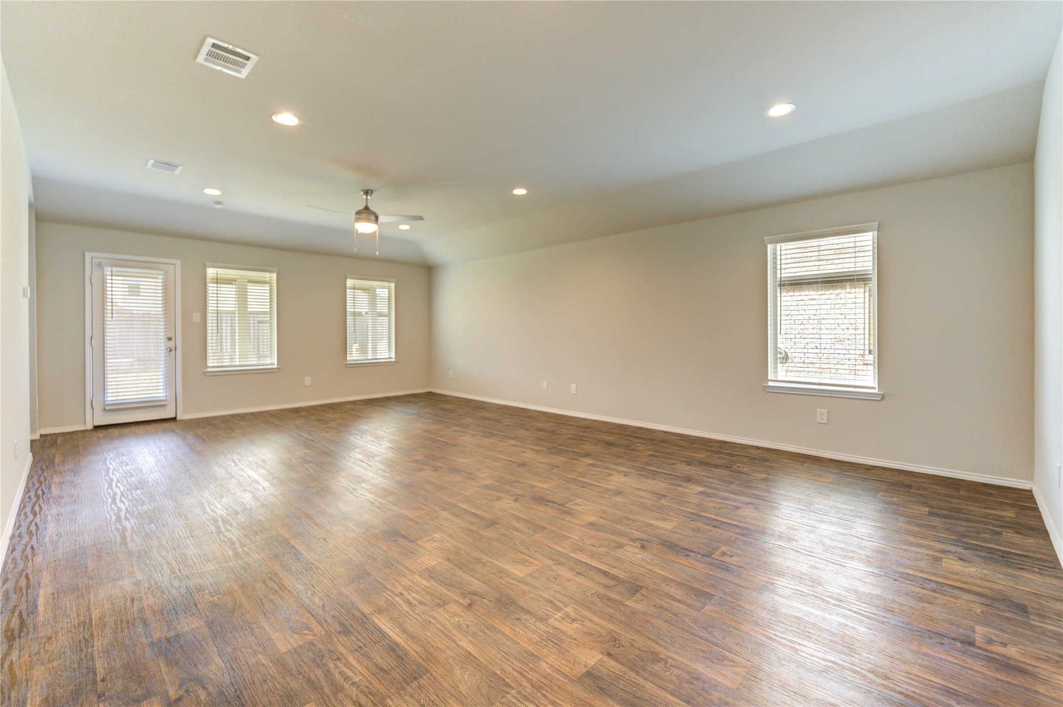 4219 Farnari Lane Katy, TX 77449 - Photo 5 of 25