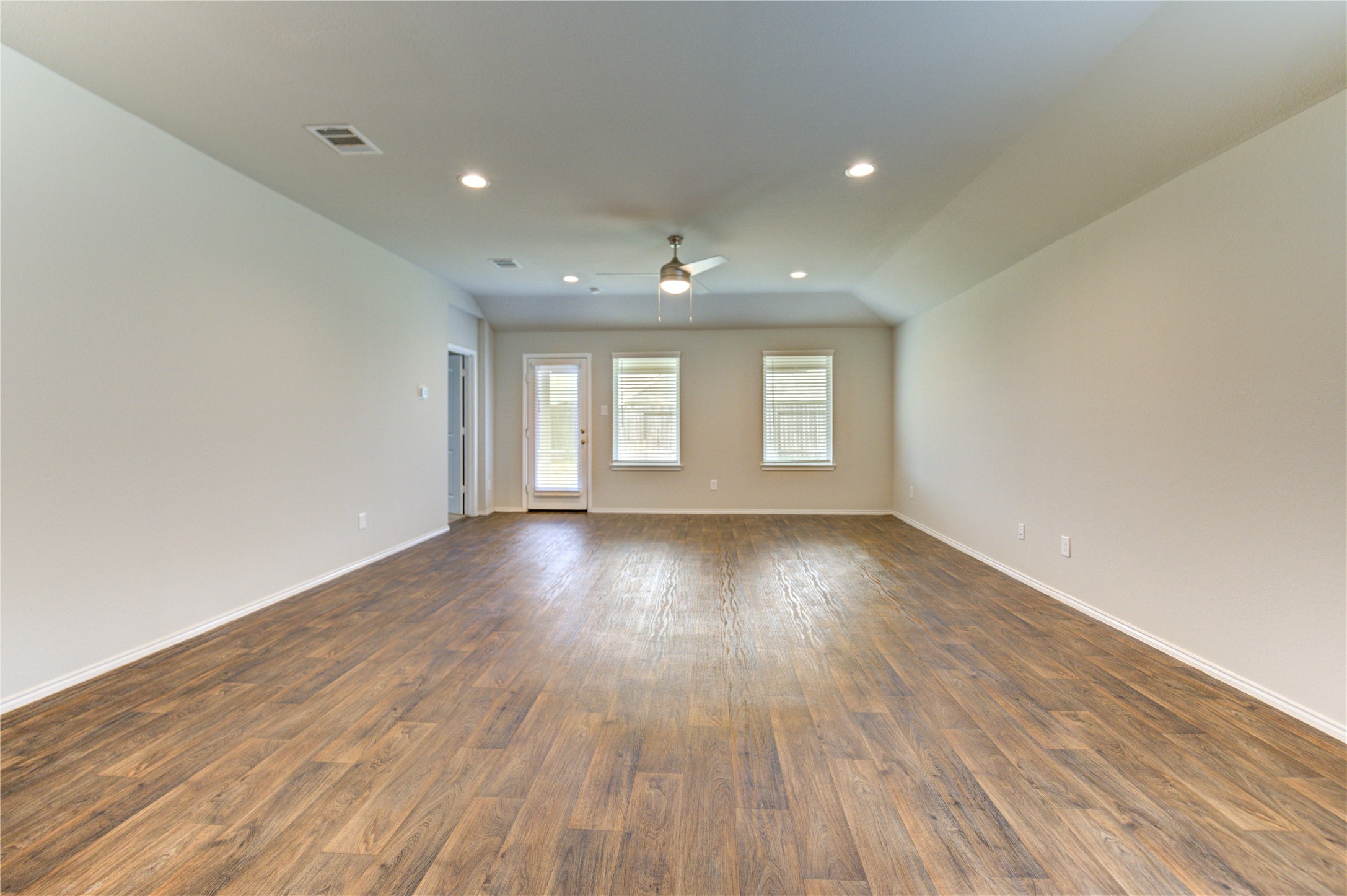 4219 Farnari Lane Katy, TX 77449 - Photo 7 of 25