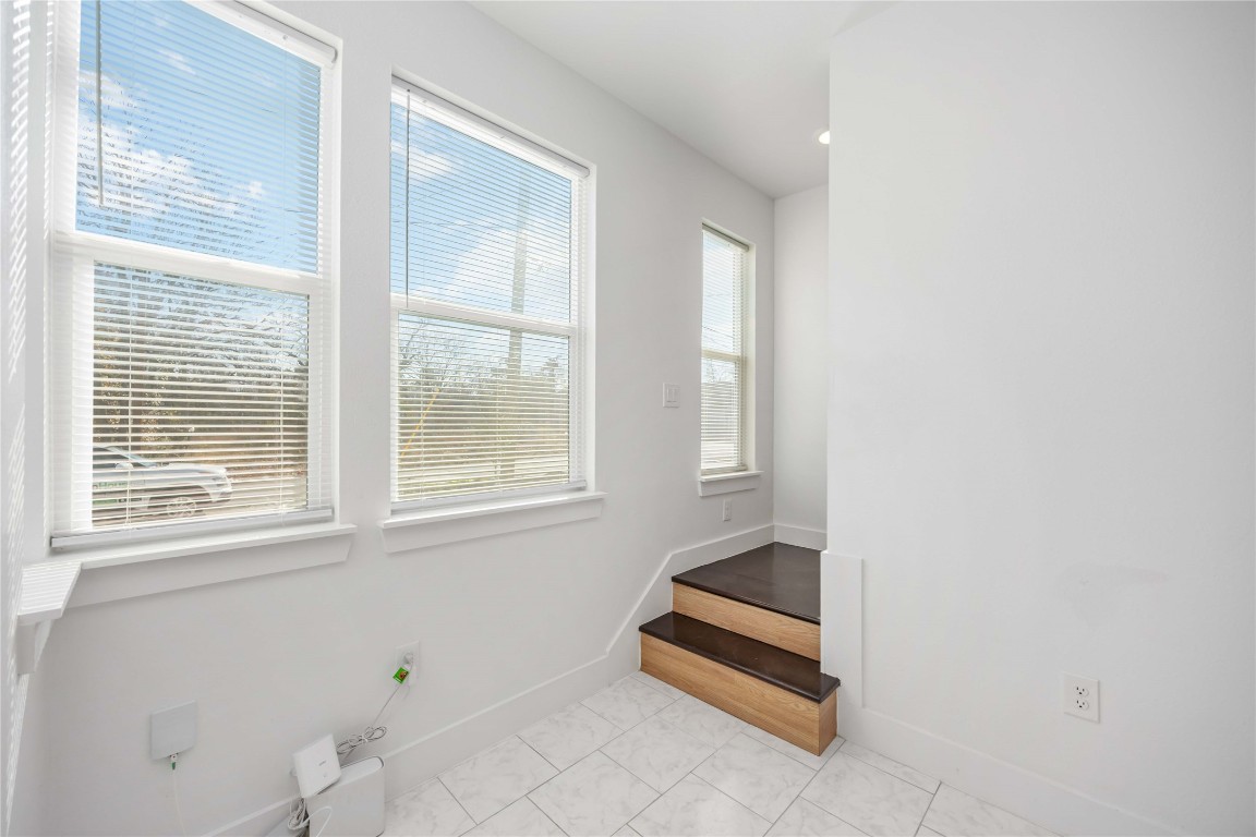 7710 Independence Street, Unit A Houston, TX 77051 - Photo 12 of 25 a outdoor space with a window