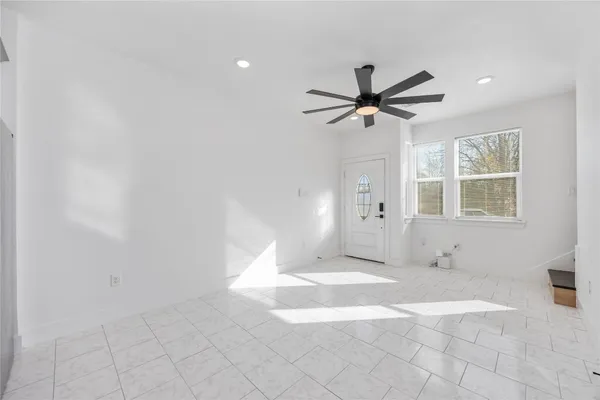$1,750 | 7710 Independence Street, Unit A, Houston, TX 77051