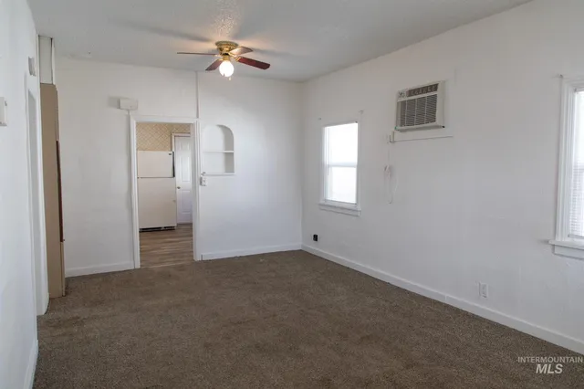 $1,095 | 717 Northwest 2nd Street, Ontario, OR 97914