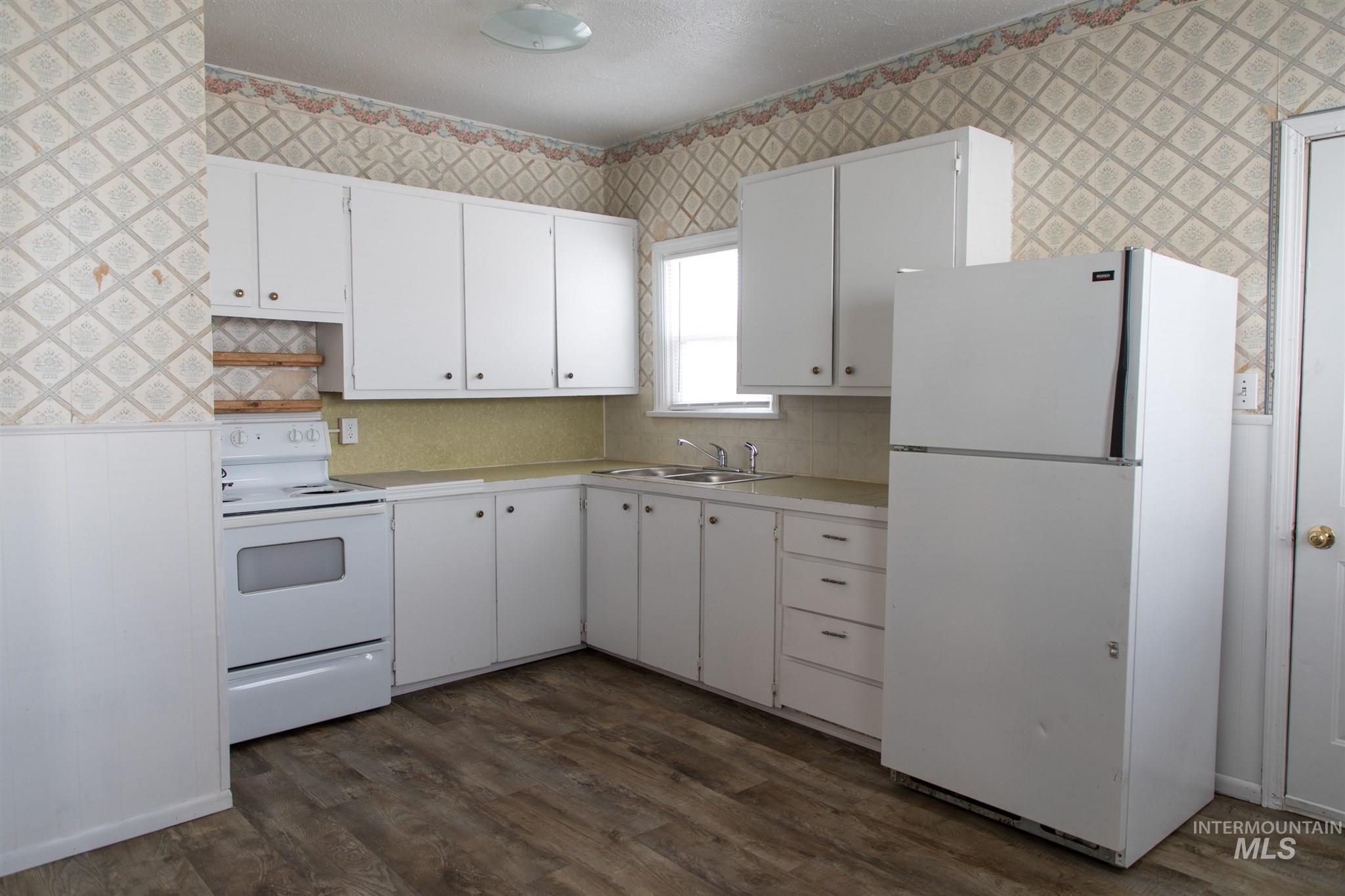 717 Northwest 2nd Street Ontario, OR 97914 - Photo 7 of 29