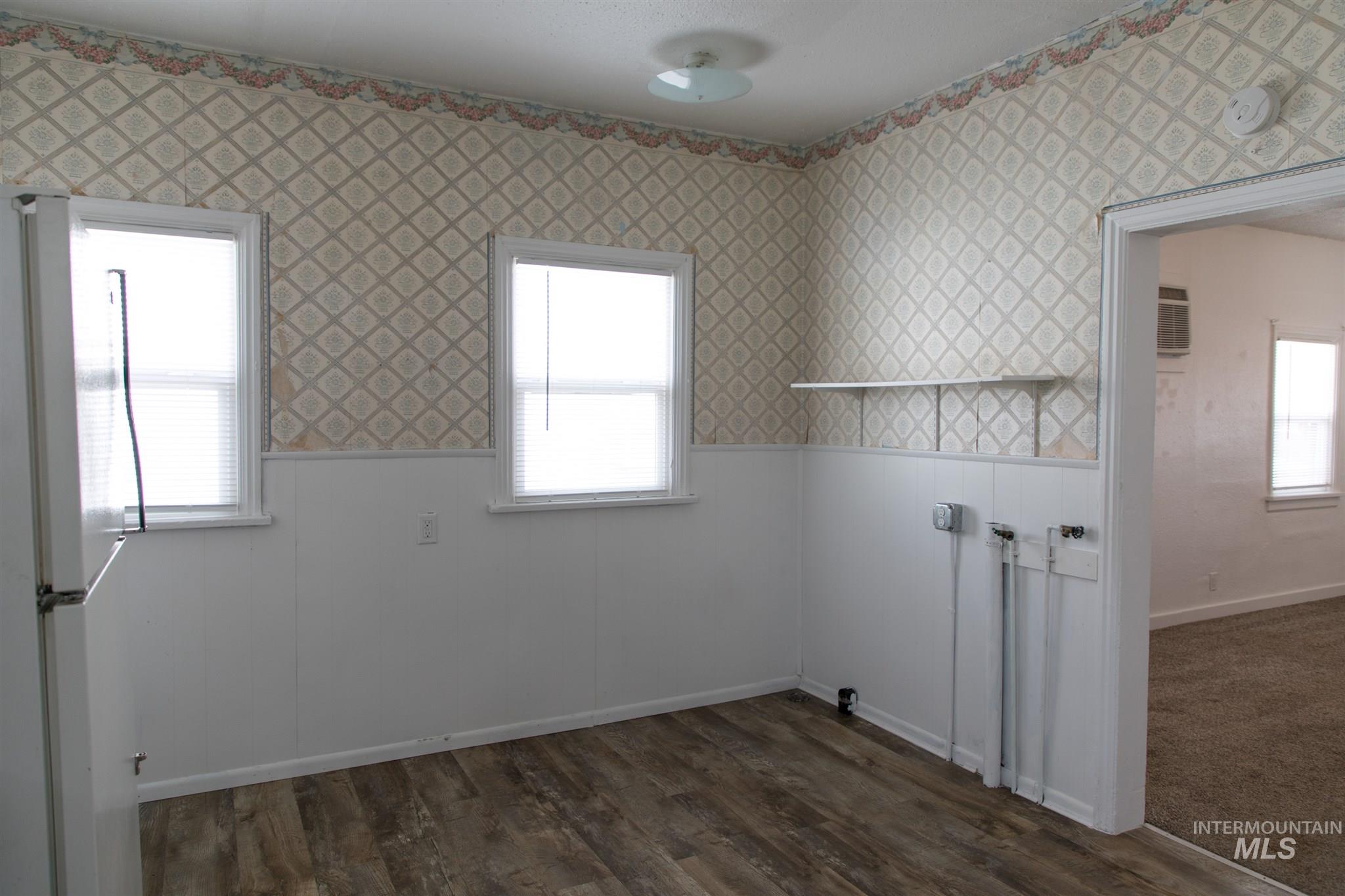 717 Northwest 2nd Street Ontario, OR 97914 - Photo 9 of 29