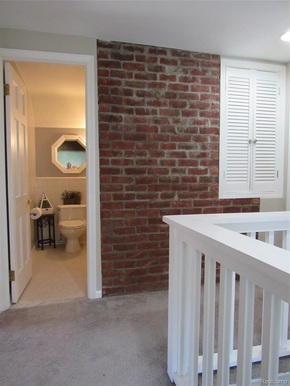 1635 Fairholme Road Grosse Pointe, MI 48236 - Photo 22 of 42 21.JPG
