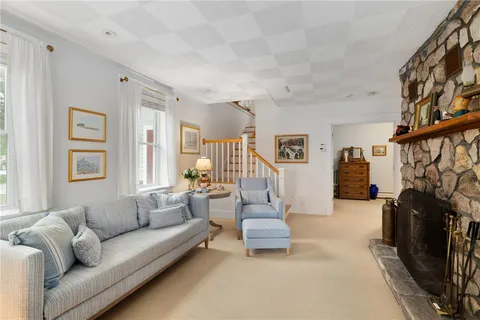 $1,995,000 | 19 Teal Drive, South Kingstown, RI 02879