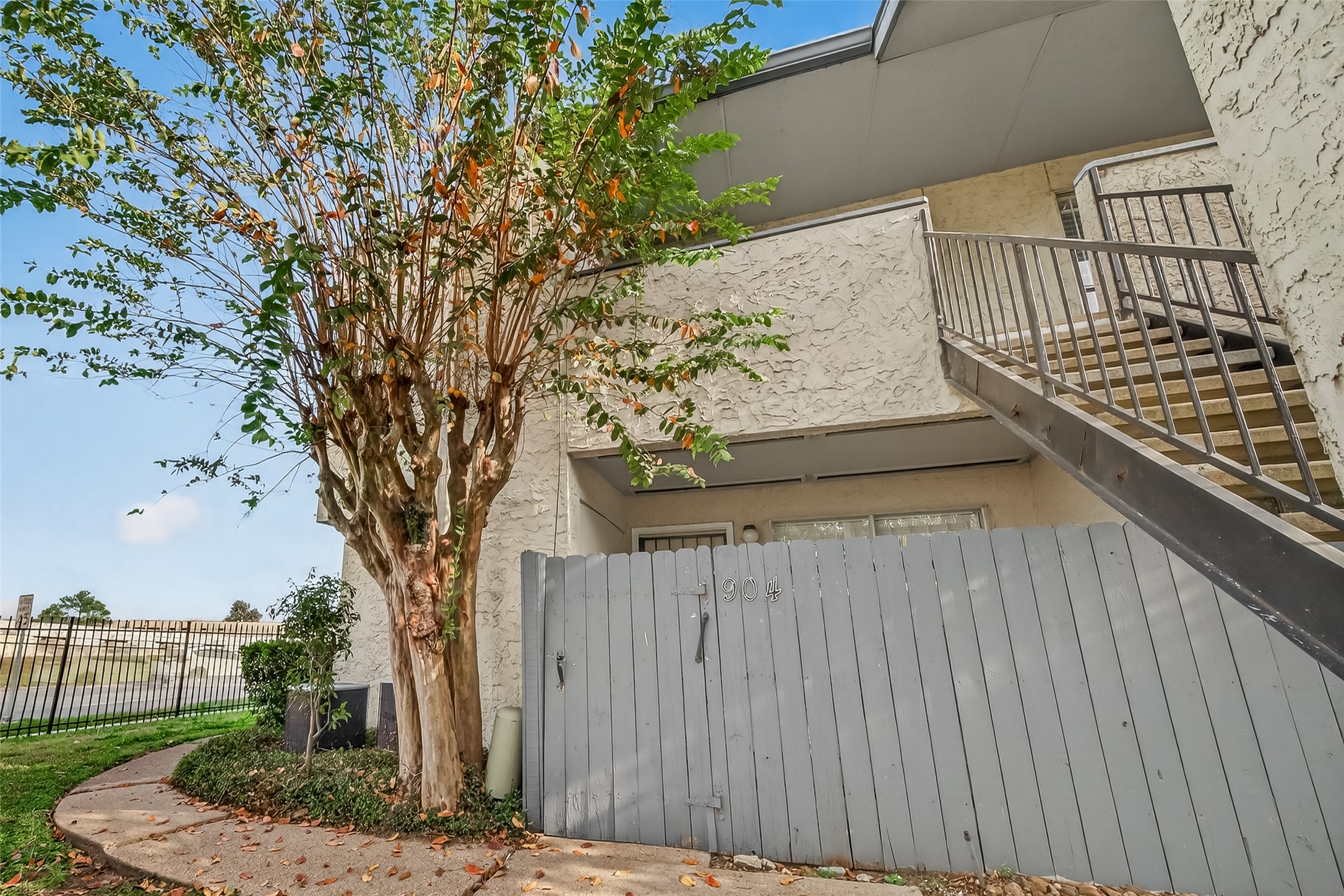 7313 Gulf Freeway, Unit 904 Houston, TX 77017 - Photo 9 of 27
