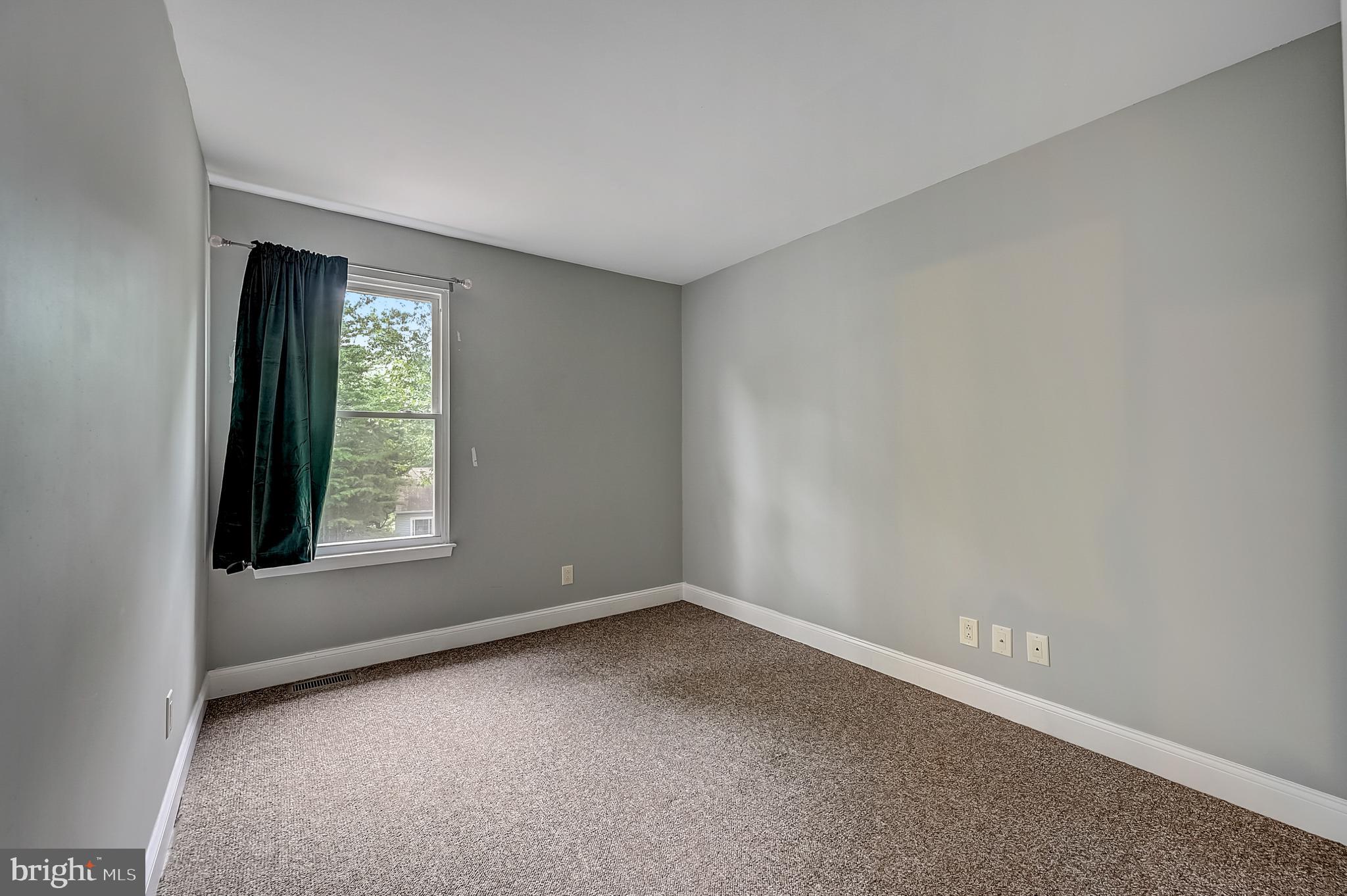 67 Winfield Road Sicklerville, NJ 08081 - Photo 25 of 40