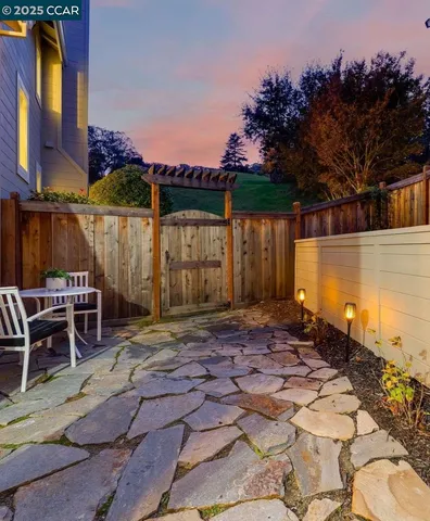 $1,199,000 | 1320 Strawberry Court, Danville, CA 94526