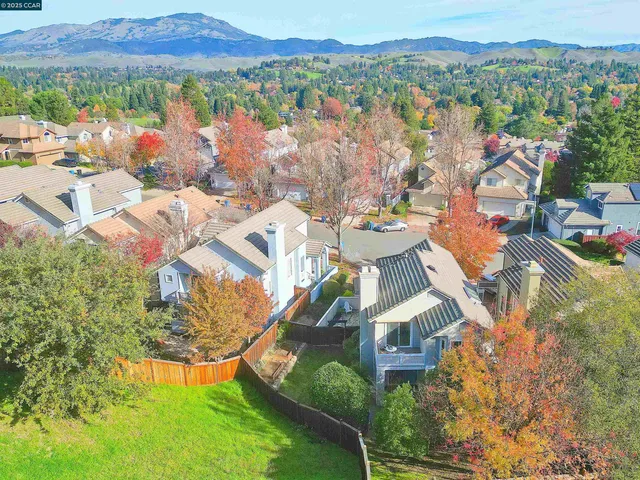 $1,199,000 | 1320 Strawberry Court, Danville, CA 94526