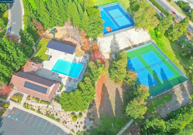 $1,199,000 | 1320 Strawberry Court, Danville, CA 94526