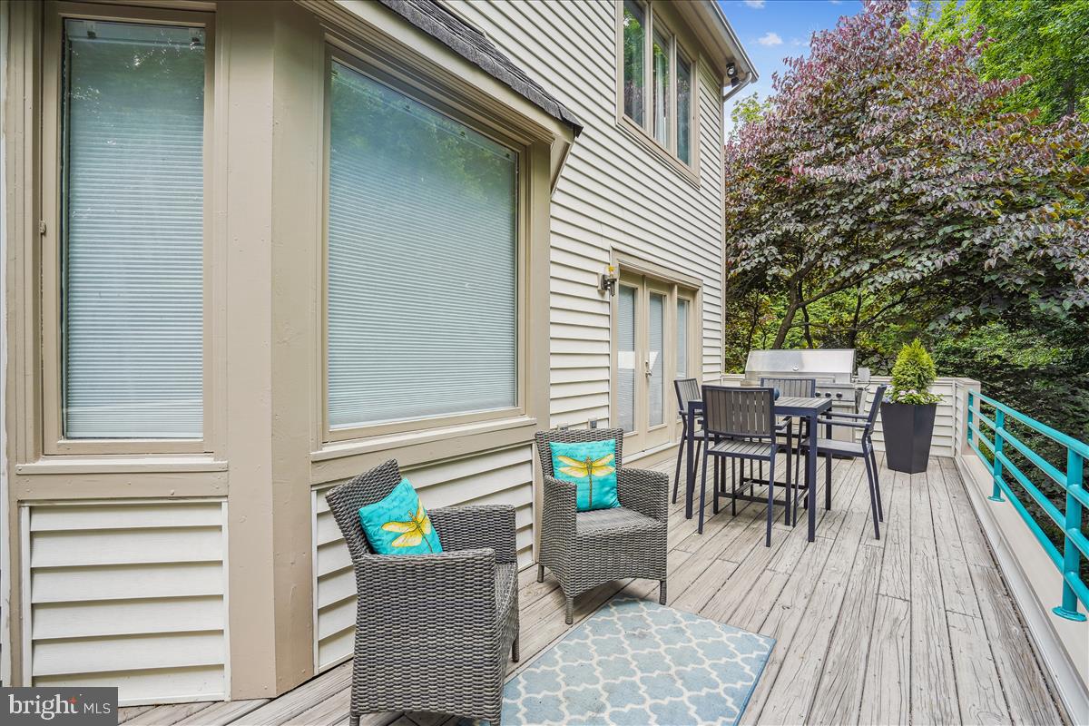 11300 Water Pointe Circle Reston, VA 20194 - Photo 4 of 41