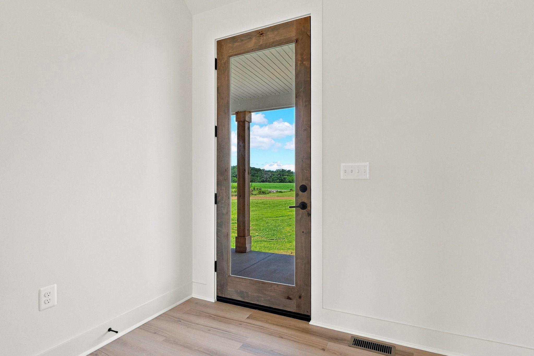 18284 Greens Corner Road Culpeper, VA 22701 - Photo 5 of 26 Inviting main glass entry