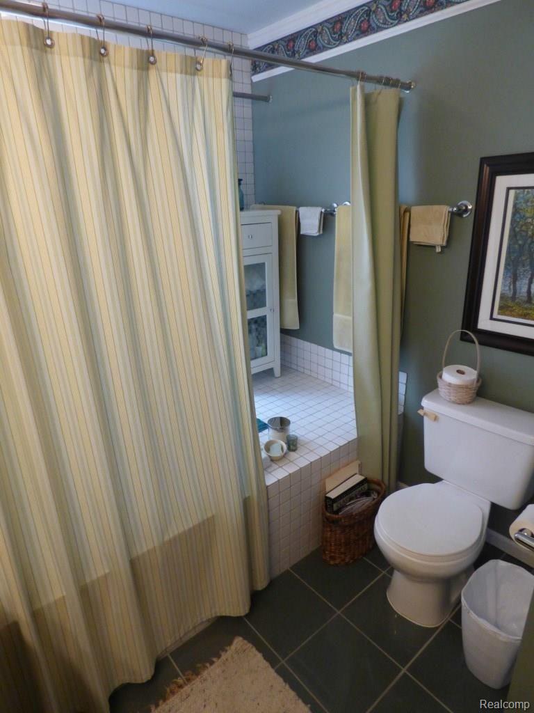 5285 West Ellsworth Road Ann Arbor, MI 48103 - Photo 26 of 36 P1120154.jpg