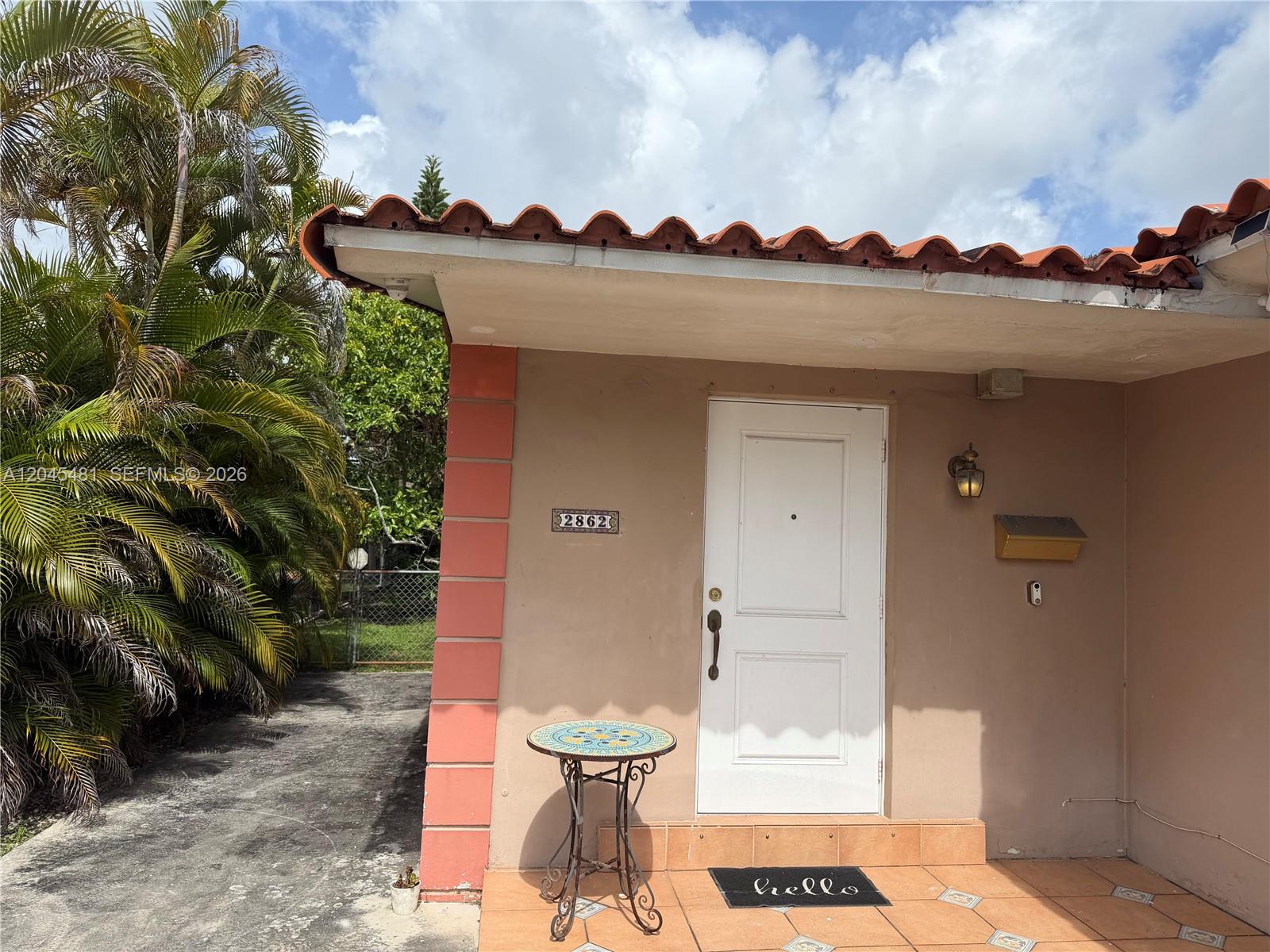 2862 Southwest 38th Avenue, Unit BACK Miami, FL 33134 - Photo 1 of 11