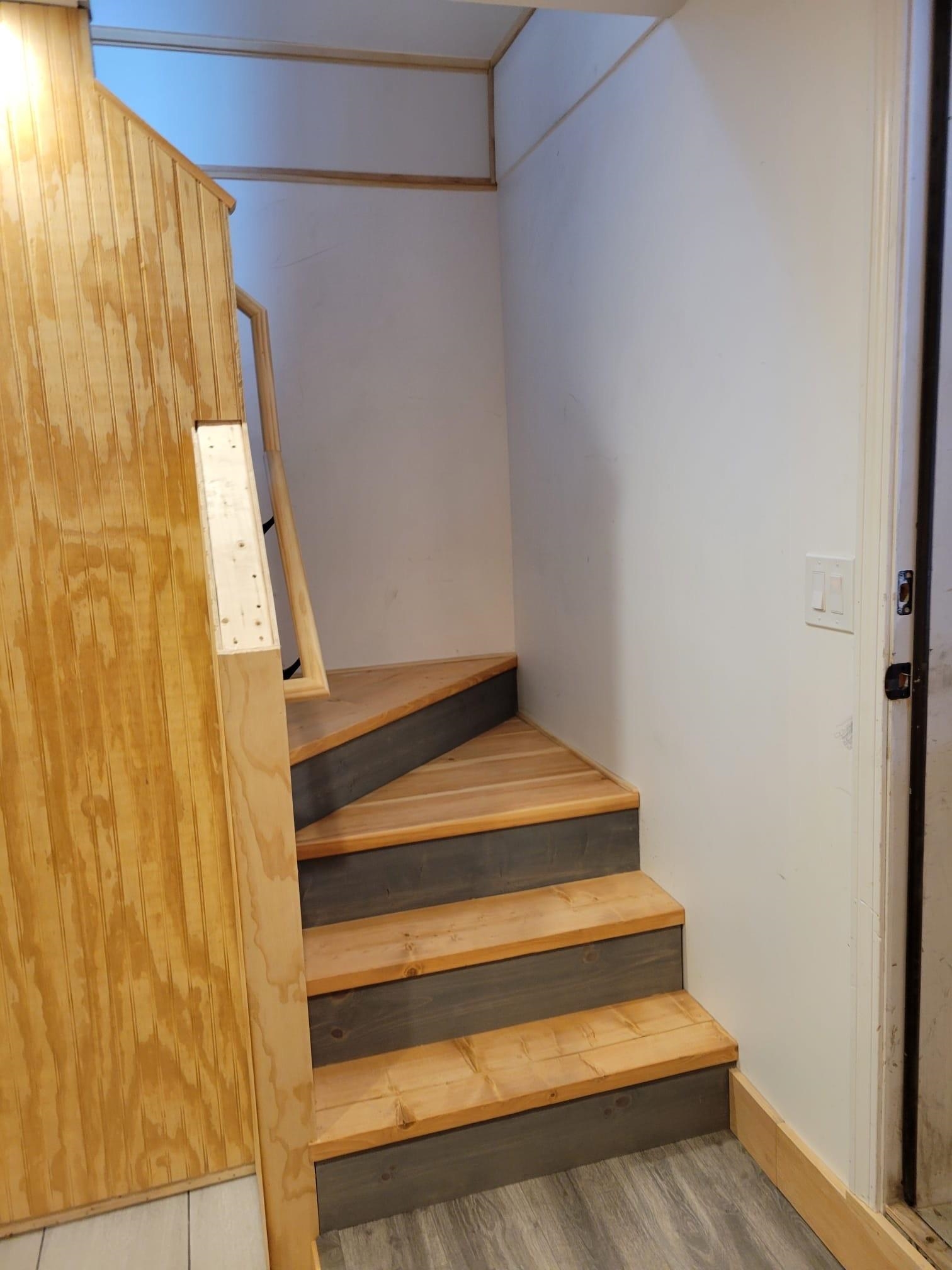 1375 Sheldon Hill Road Wardsboro, VT 05360 - Photo 18 of 35