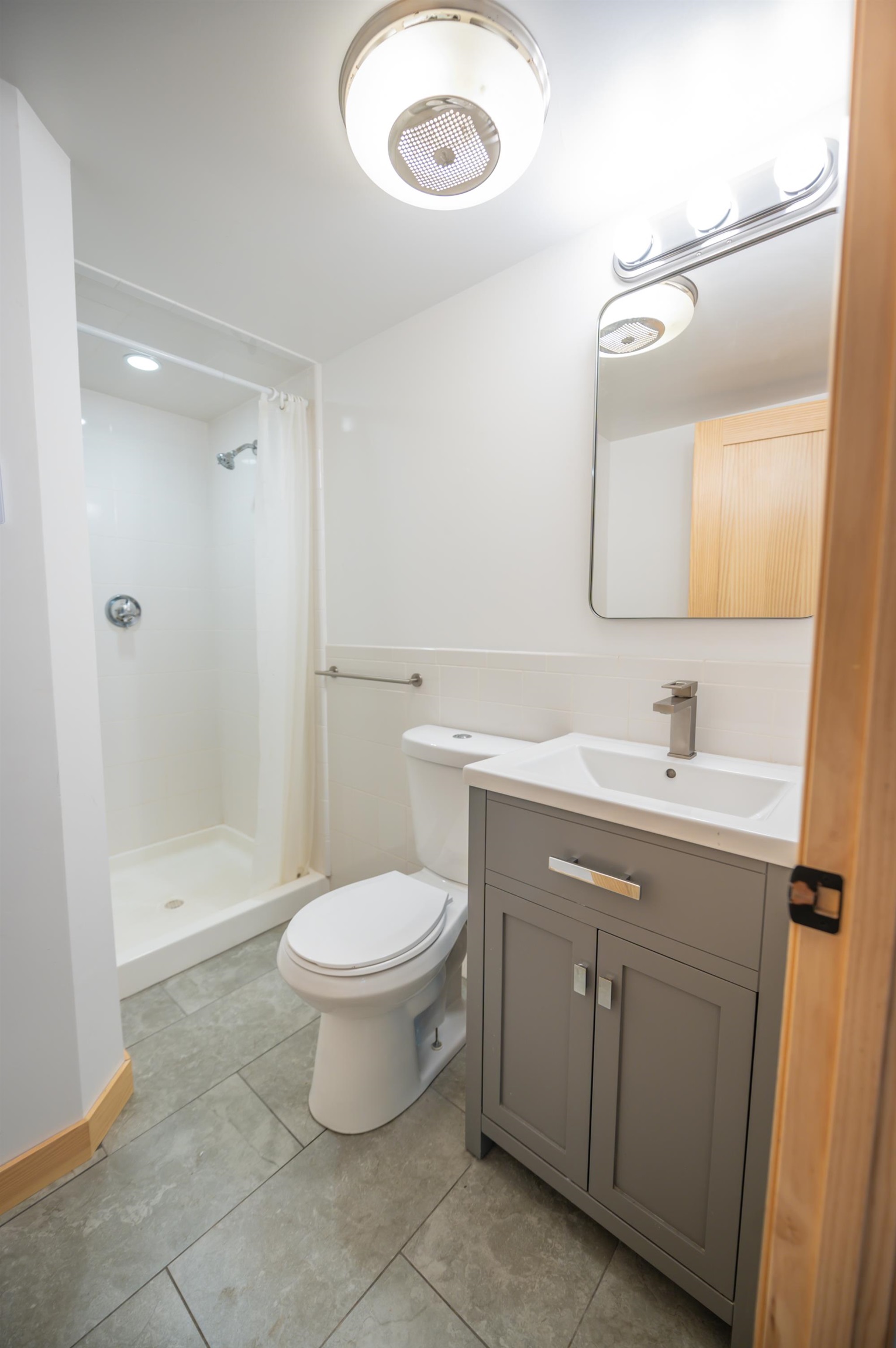 1375 Sheldon Hill Road Wardsboro, VT 05360 - Photo 25 of 35