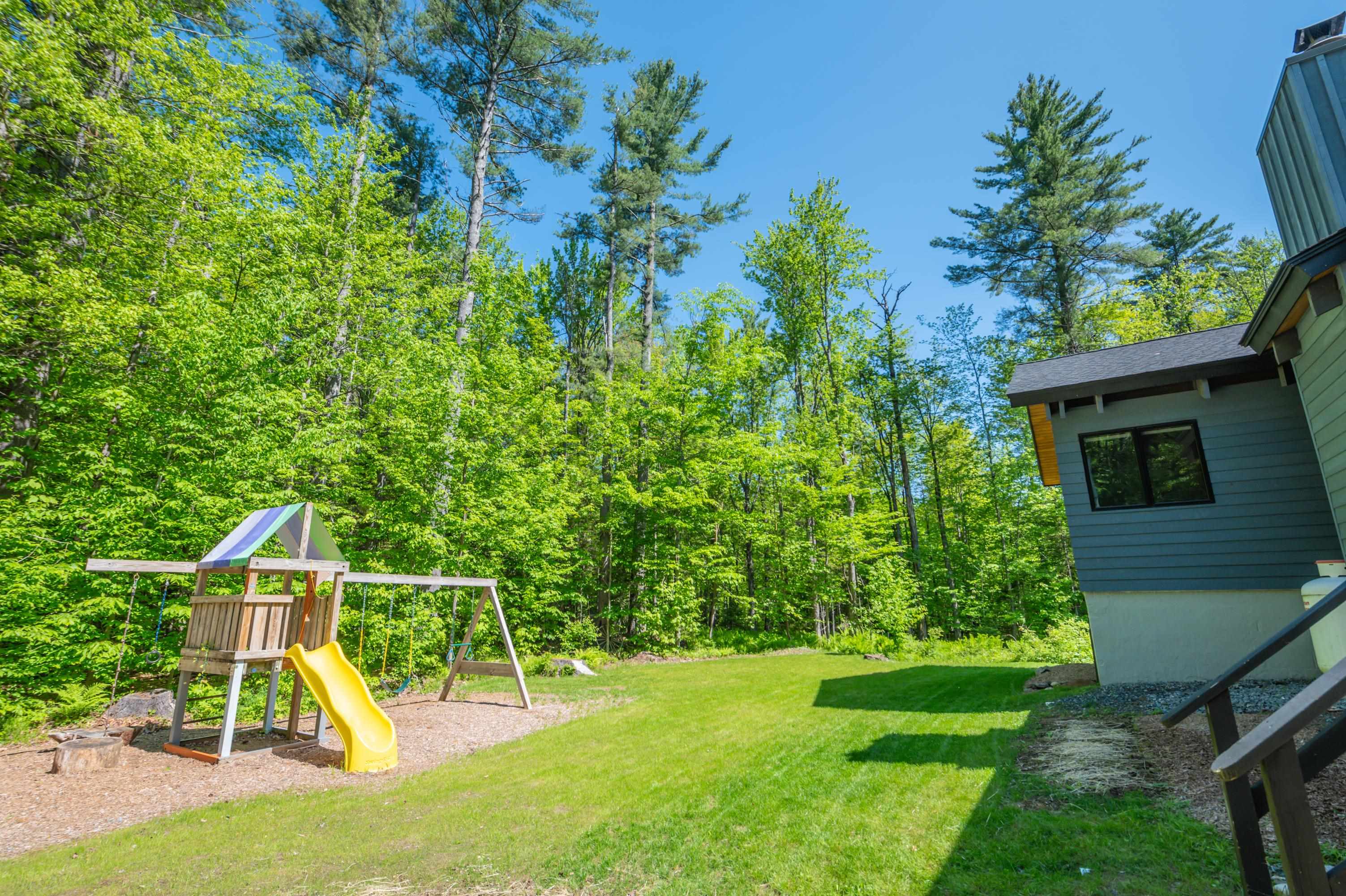 1375 Sheldon Hill Road Wardsboro, VT 05360 - Photo 30 of 35